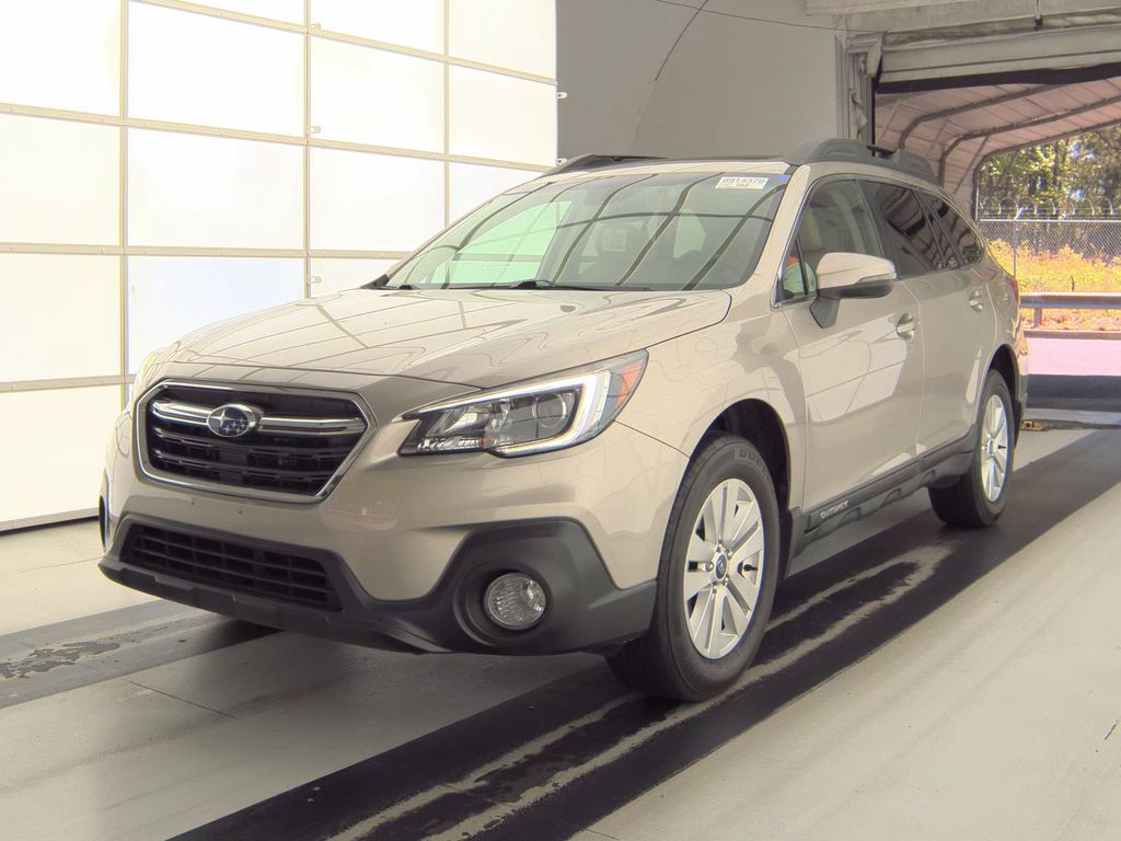 2018 Subaru Outback Premium photo