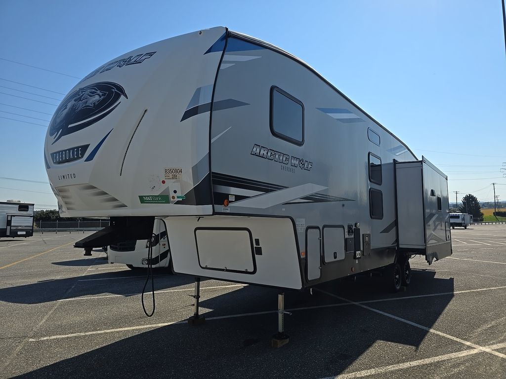 2022 Forest River Cherokee 327MB photo