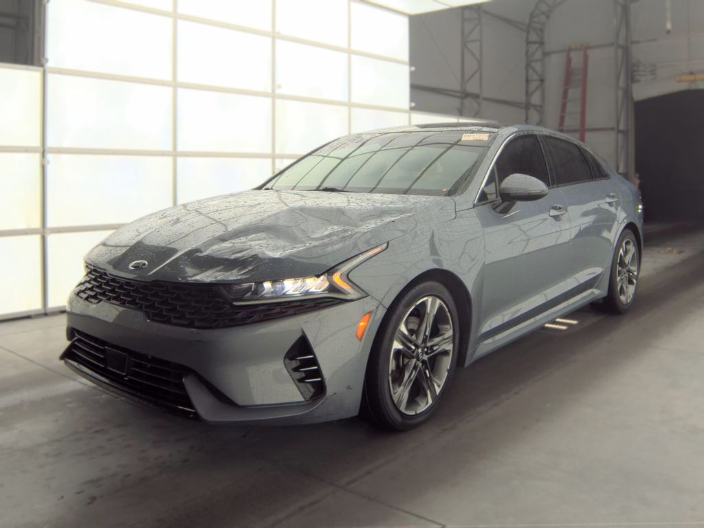 2021 Kia K5 EX photo