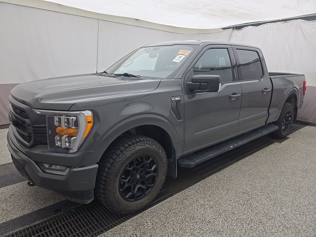 2021 Ford F-150 XLT photo