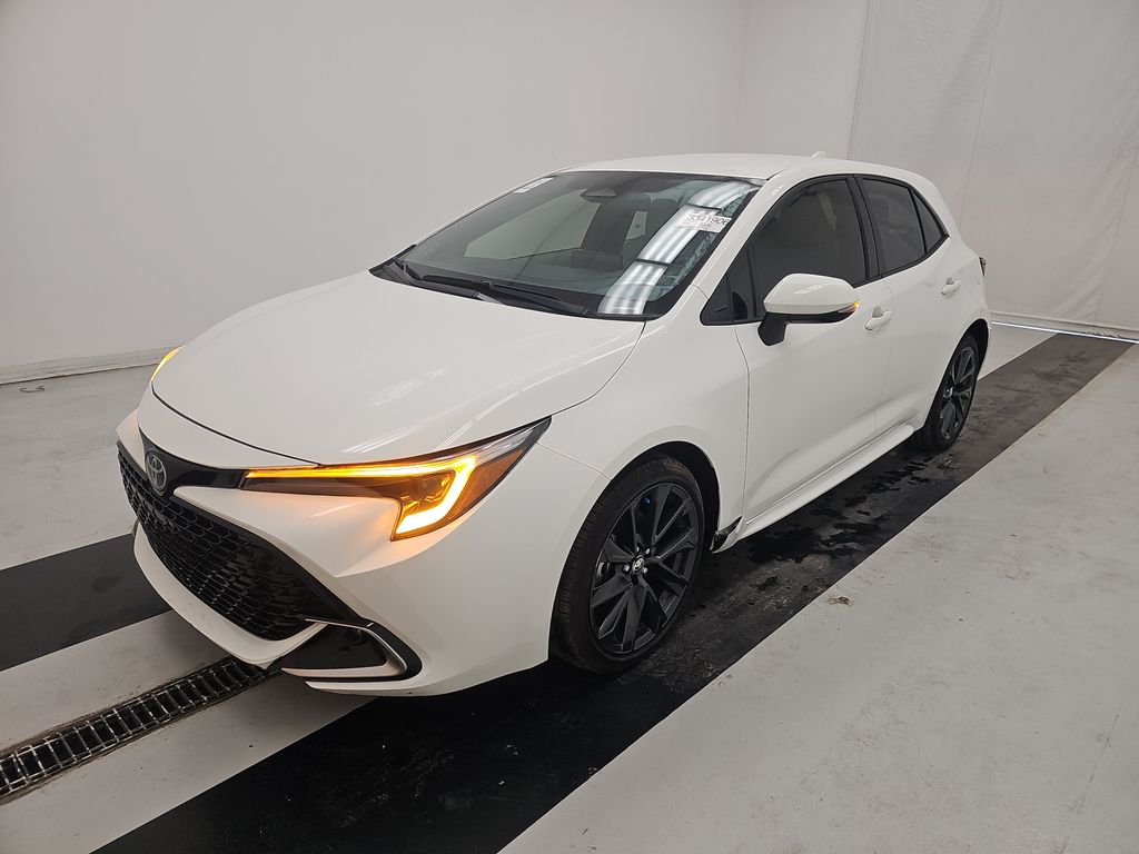 2025 Toyota Corolla XSE photo