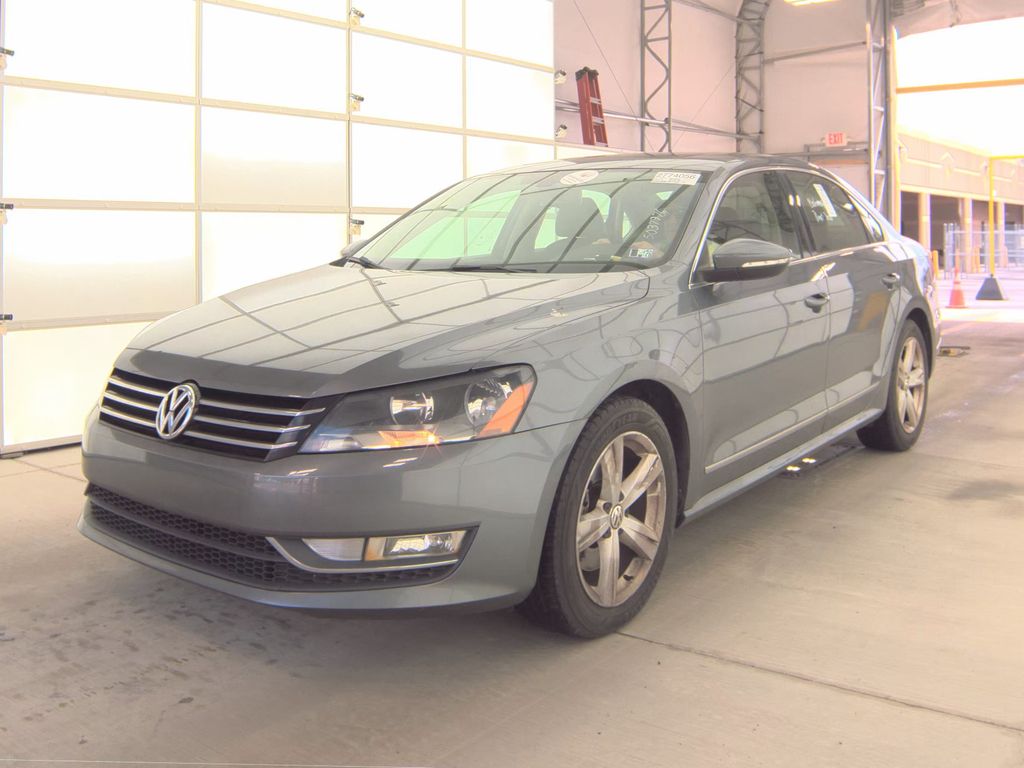 2012 Volkswagen Passat SEL PRM photo