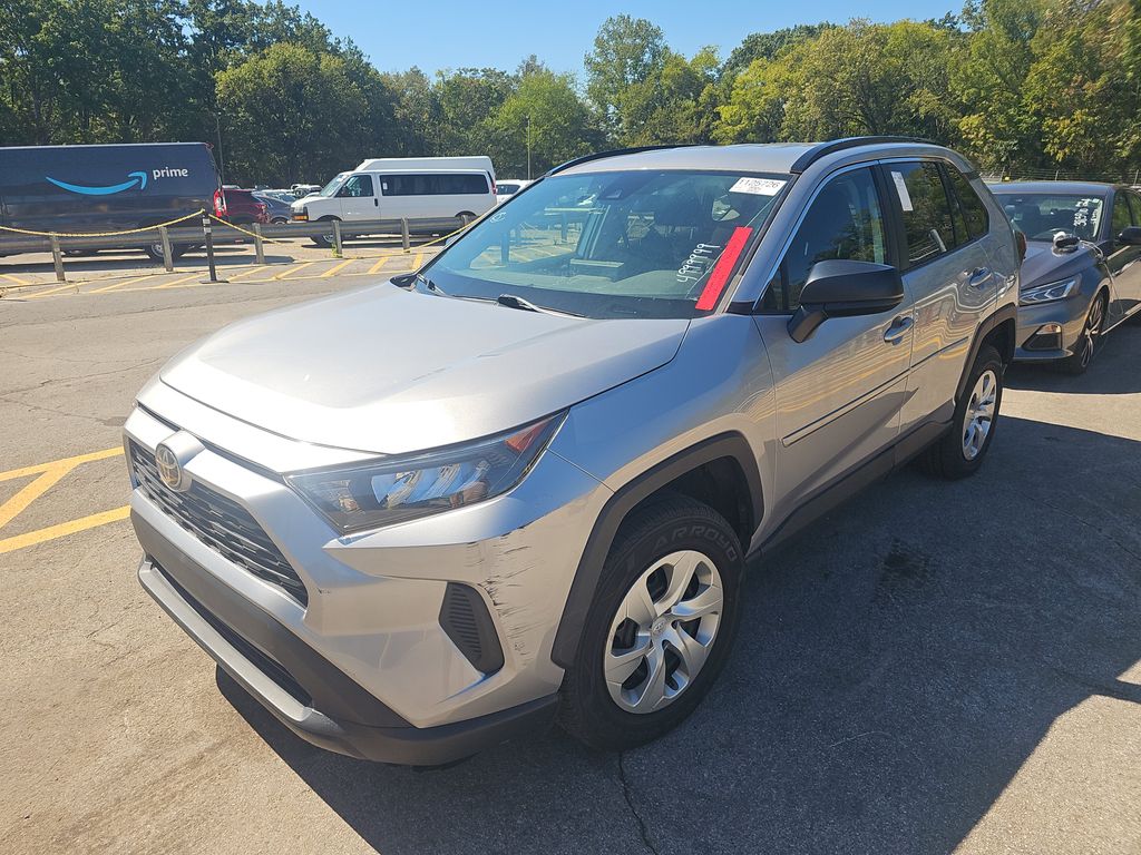 2021 Toyota RAV4 LE photo