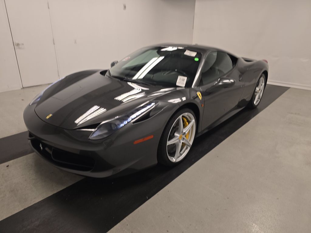 2013 Ferrari 458 photo