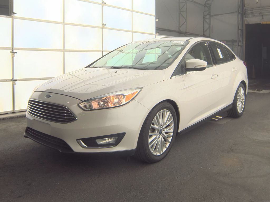 2017 Ford Focus Titanium photo