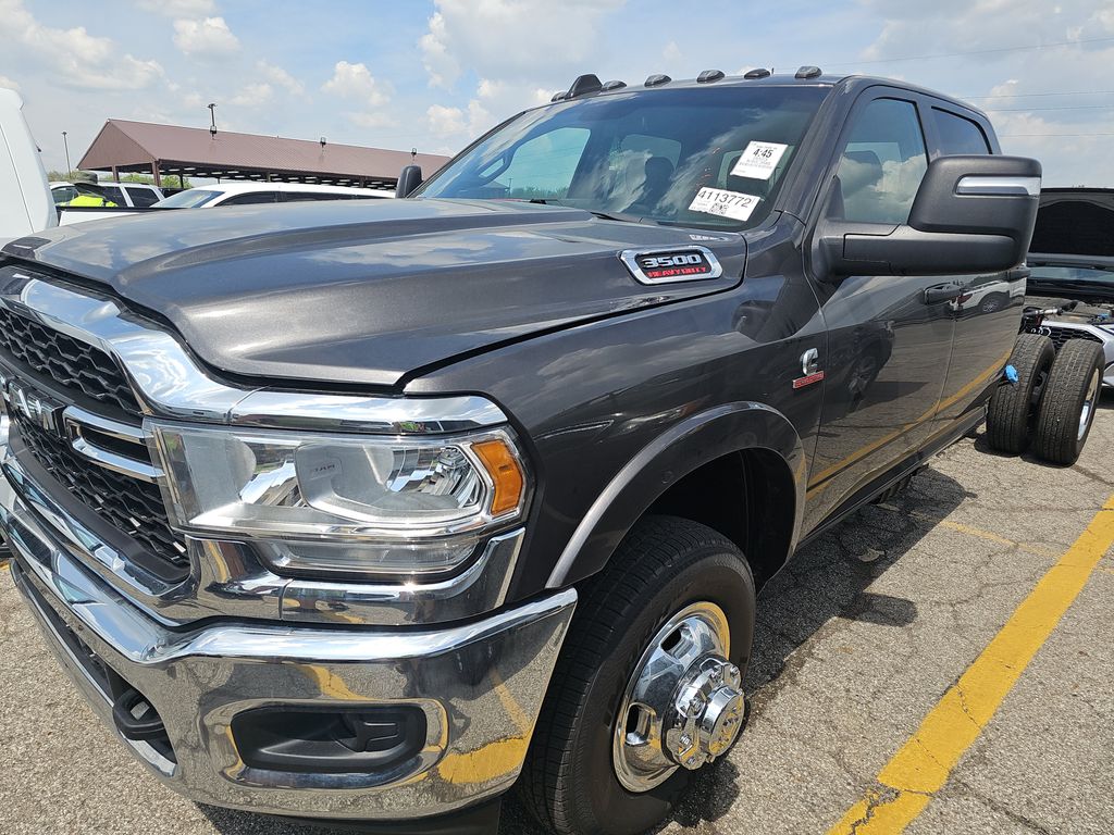 2023 Ram 3500 Tradesman photo