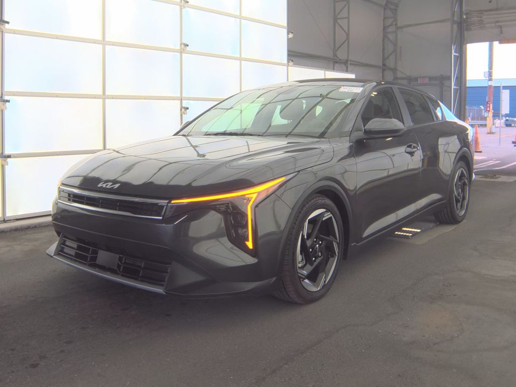 2025 Kia K4 EX photo