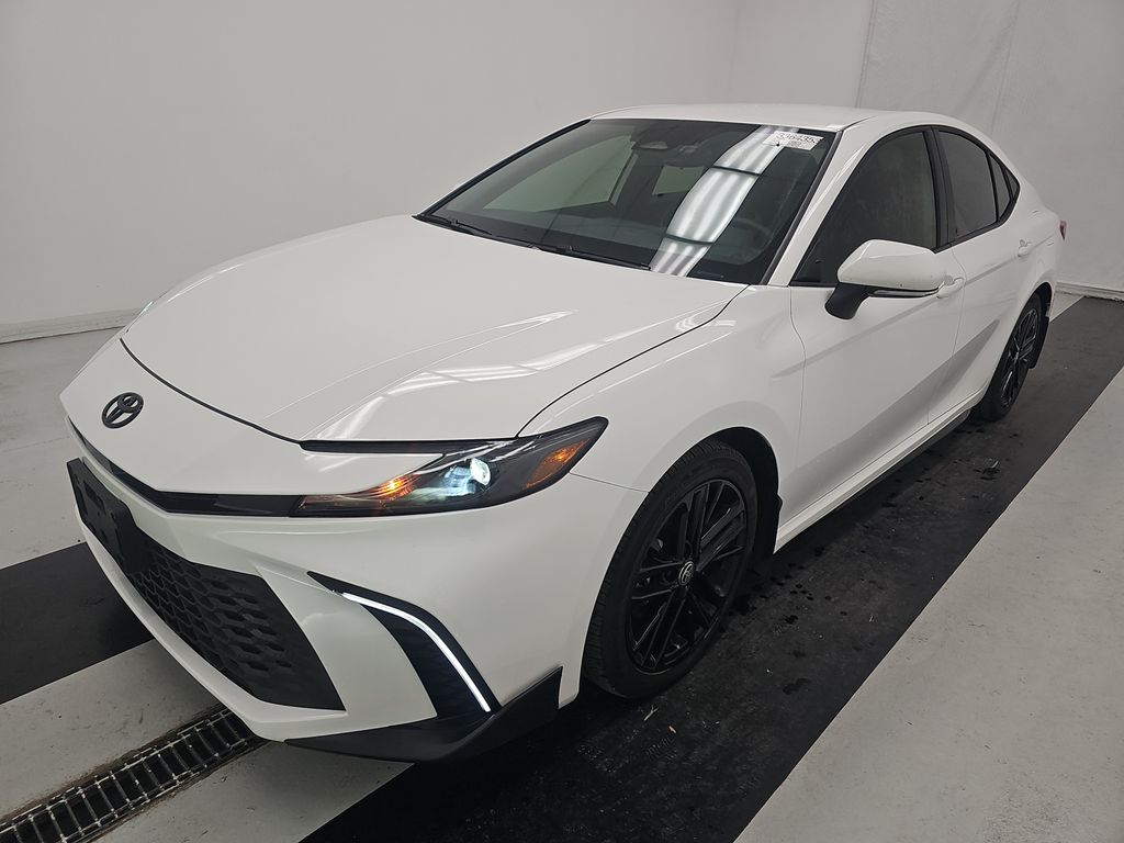 2026 Toyota Camry SE photo
