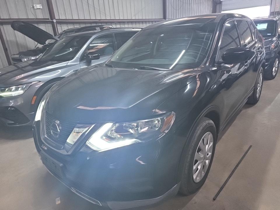 2018 Nissan Rogue S photo