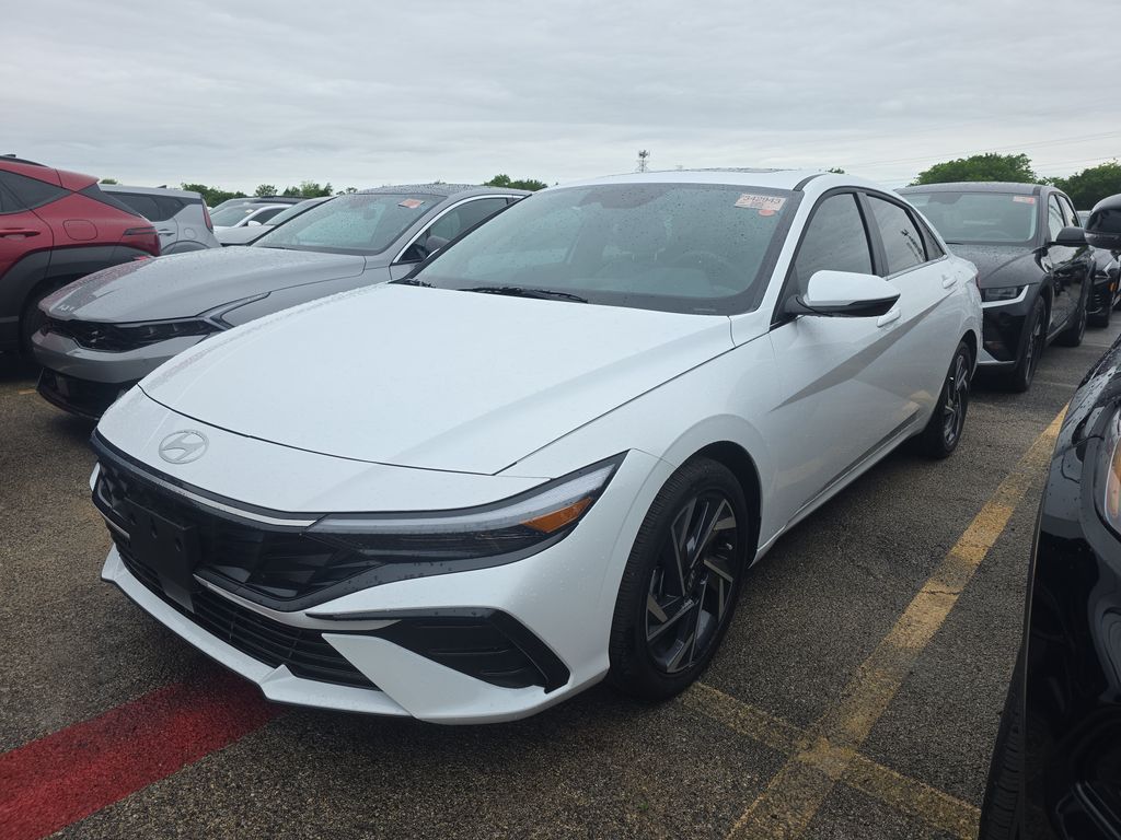 2025 Hyundai Elantra Limited photo
