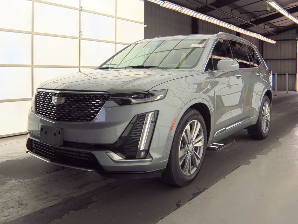 2025 Cadillac XT6 Prem LUX photo