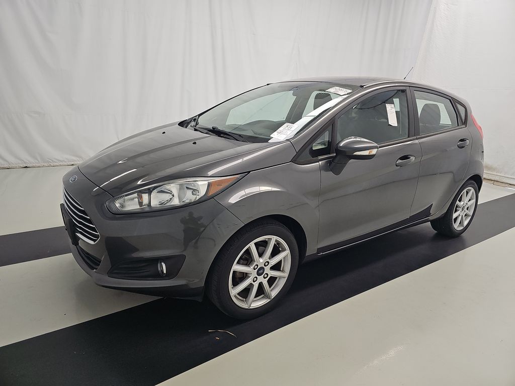 2016 Ford Fiesta SE photo