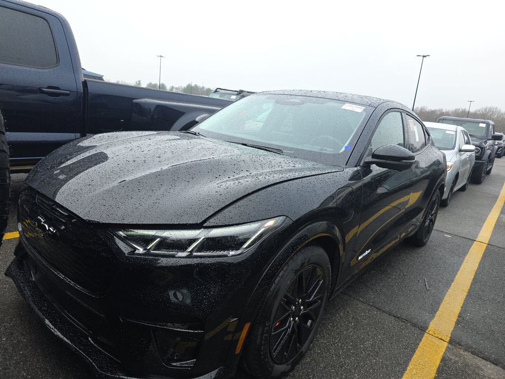 2025 Ford Mustang Mach-E Premium photo