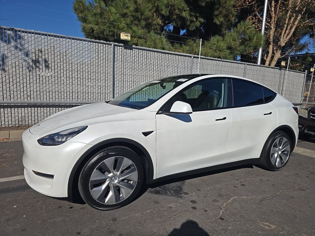 2021 Tesla Model Y Long Range photo