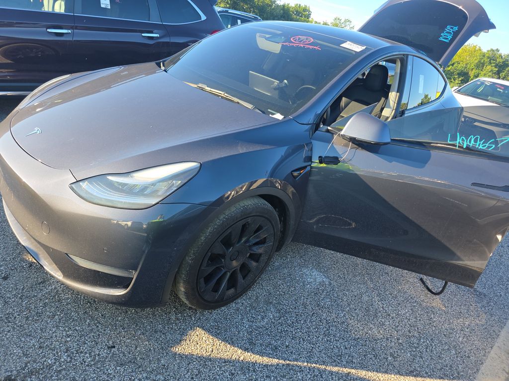 2021 Tesla Model Y Long Range photo