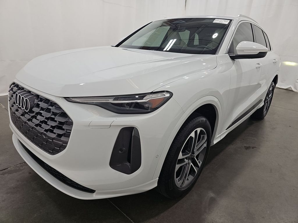 2025 Audi Q5 Premium Plus photo