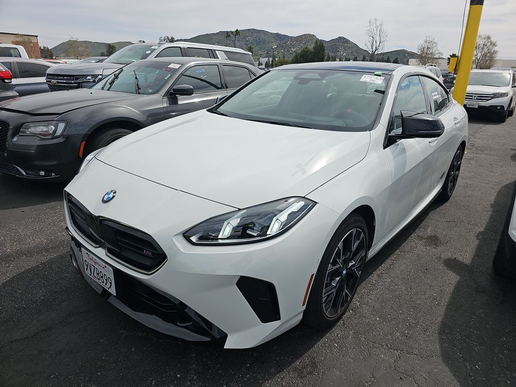 2026 BMW 2 Series M235 Xdriv photo