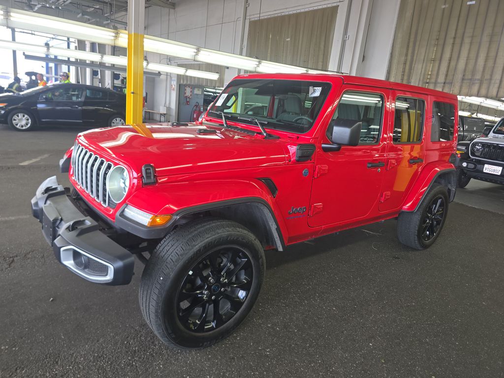 2025 Jeep Wrangler Sahara photo