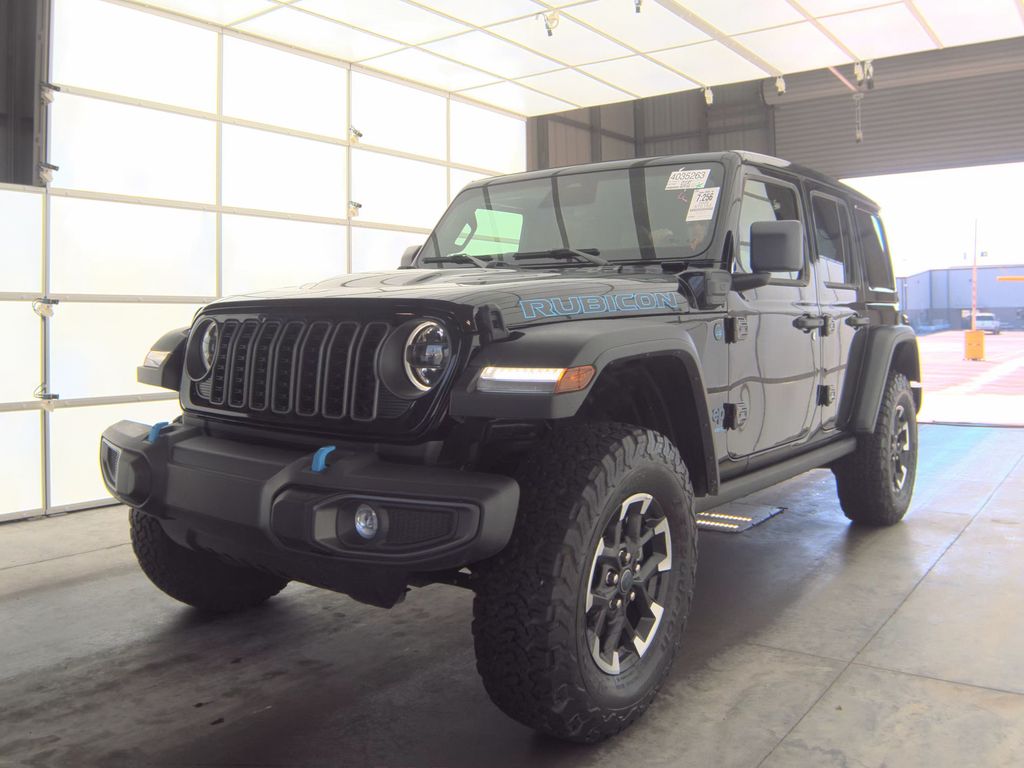2025 Jeep Wrangler Rubicon photo