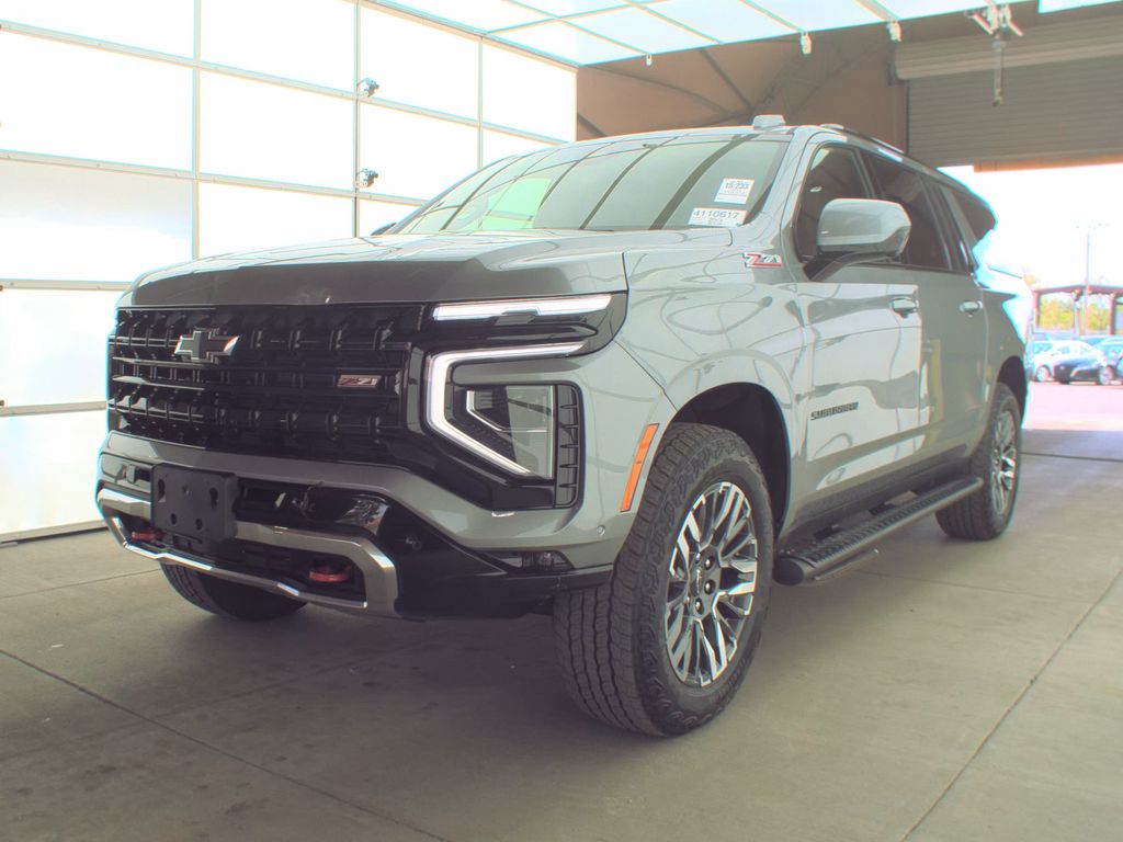 2025 Chevrolet Suburban Z71 photo