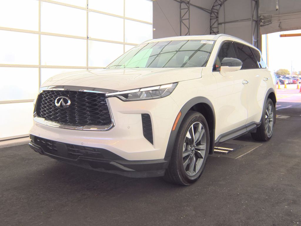 2025 INFINITI QX60 Luxe photo