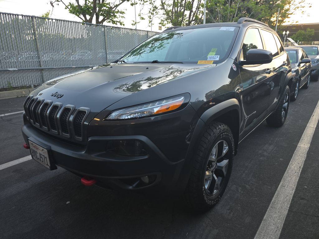 2016 Jeep Cherokee Trailhawk photo