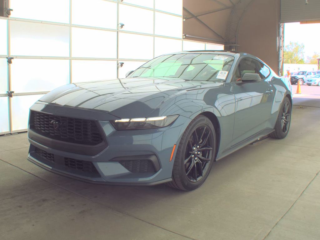 2025 Ford Mustang ECO Prem photo