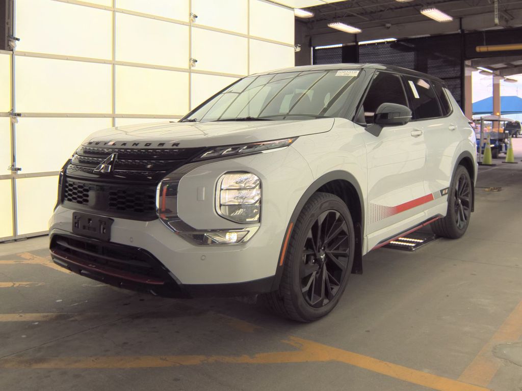 2024 Mitsubishi Outlander Ralliart photo