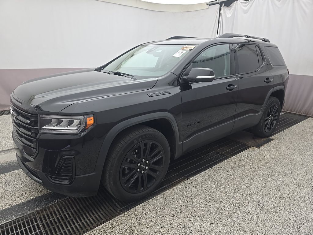 2023 GMC Acadia SLE photo