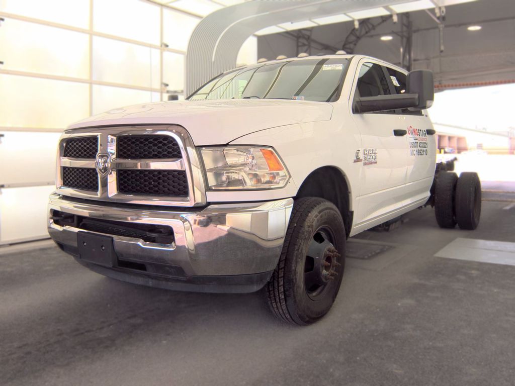 2018 Ram 3500 SLT photo