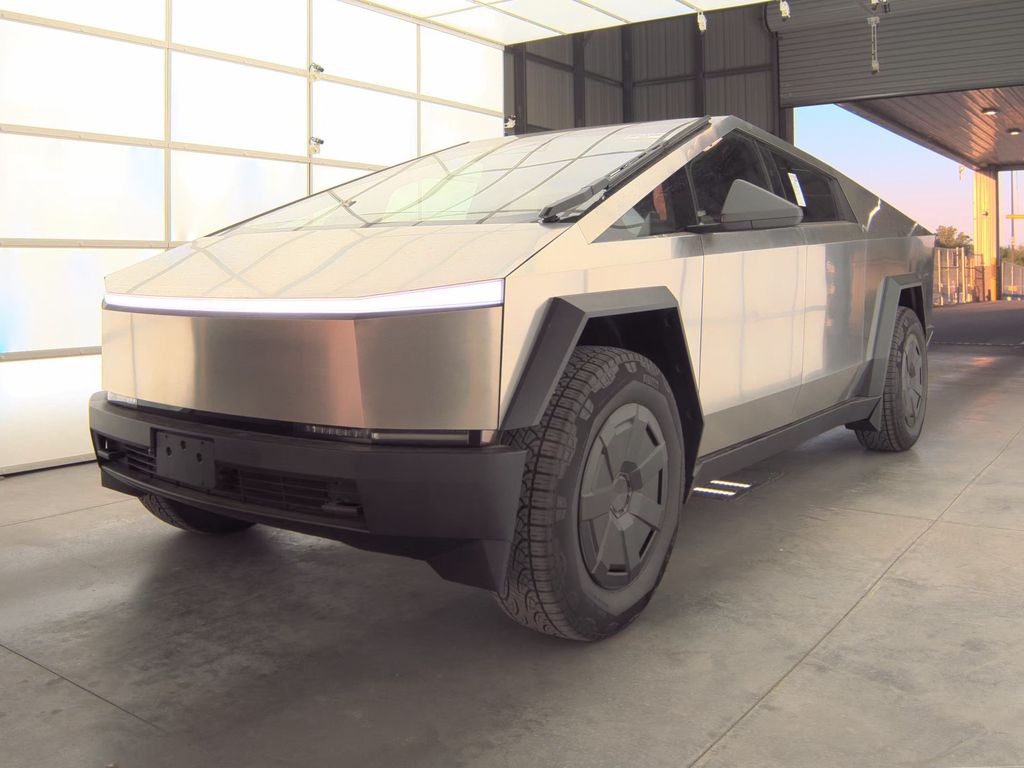 2025 Tesla Cybertruck photo