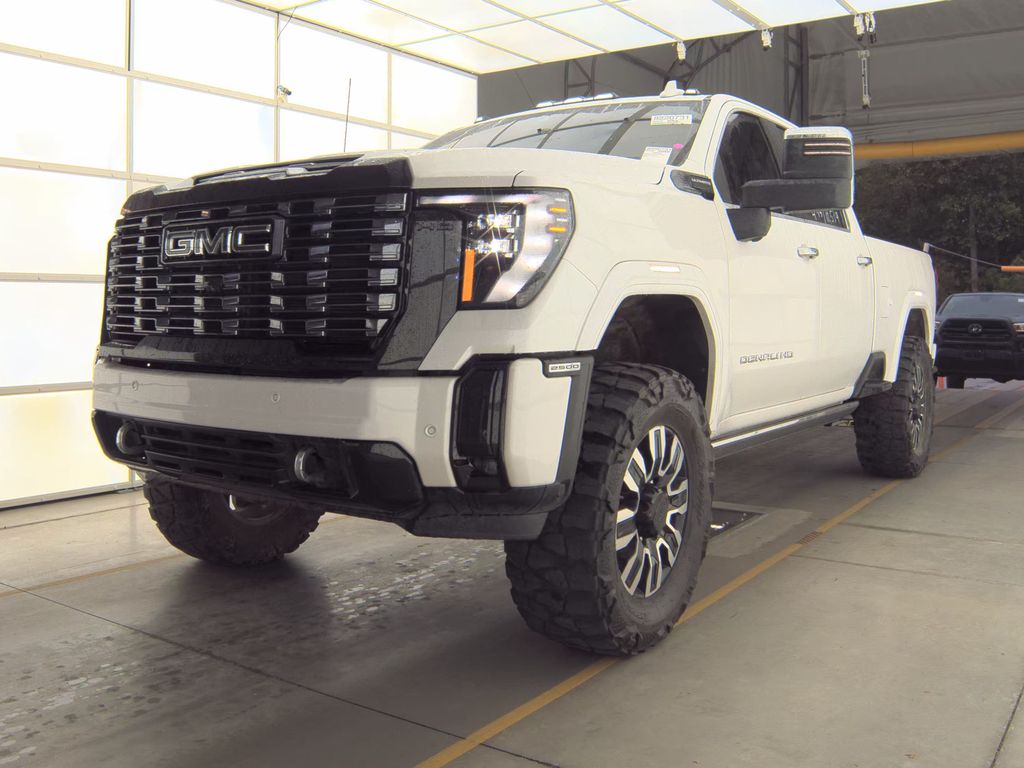 2025 GMC Sierra 2500HD Denali ULT photo
