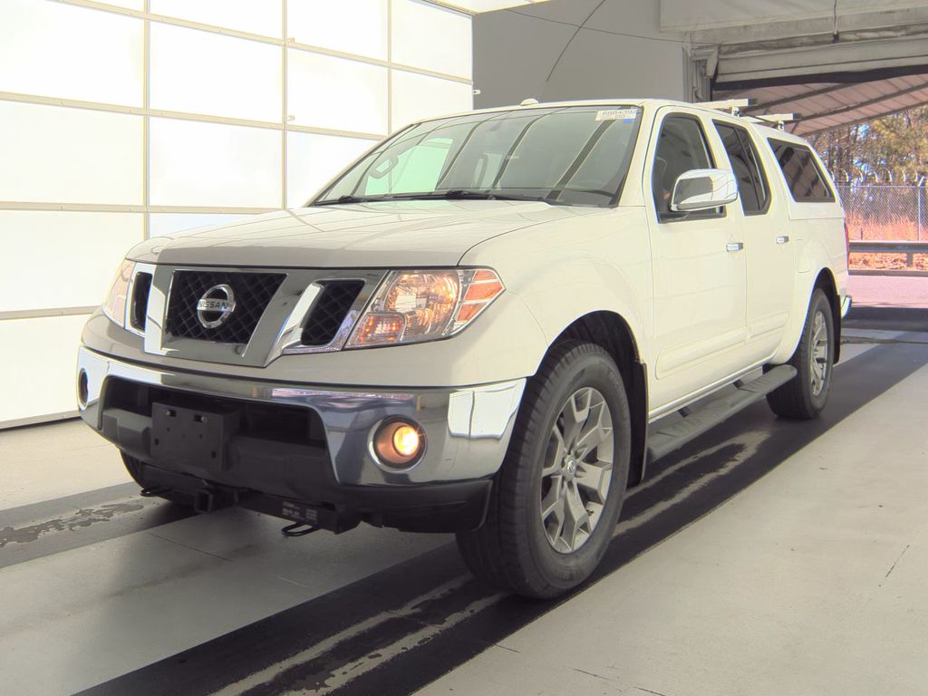 2016 Nissan Frontier SL photo