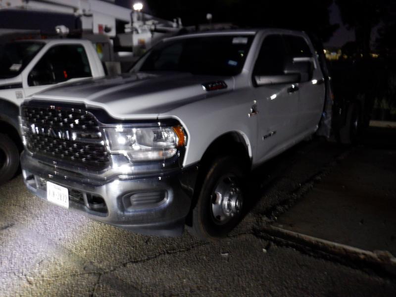 2024 Ram 3500 SLT photo