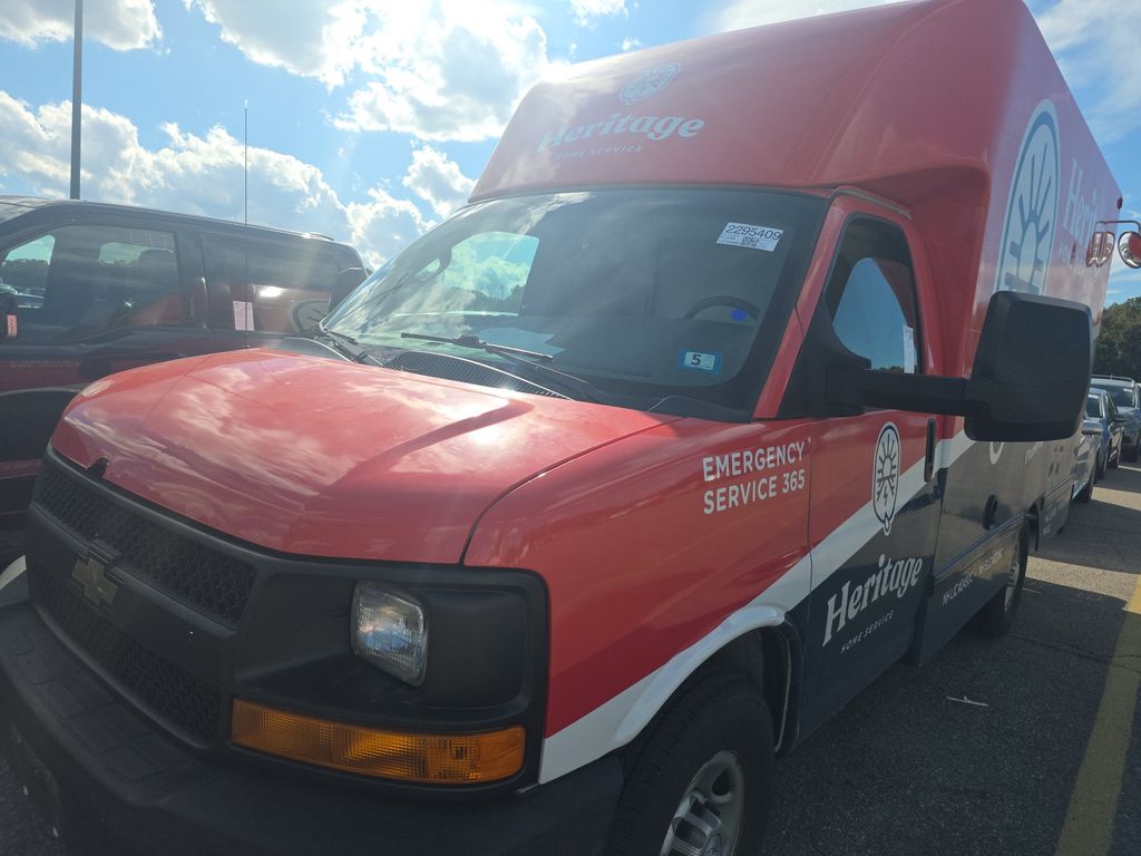 2016 Chevrolet G3500 Cutawy photo
