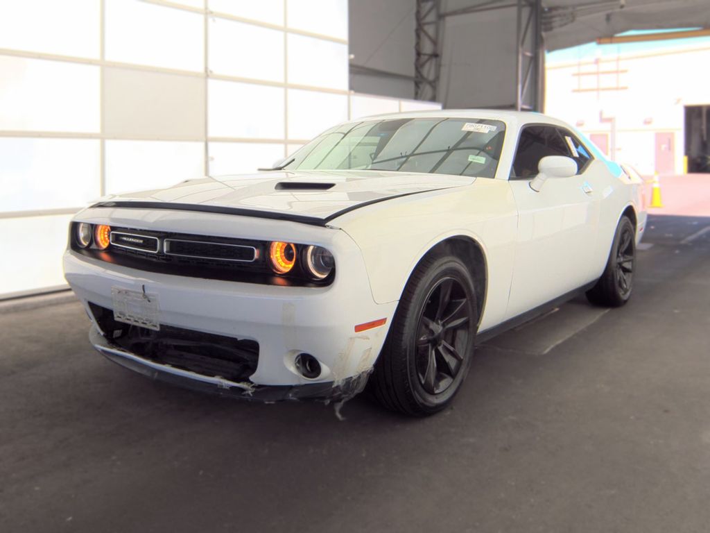 2021 Dodge Challenger SXT photo