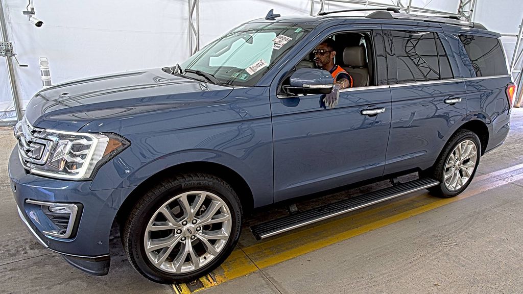 2019 Ford Expedition Limited photo