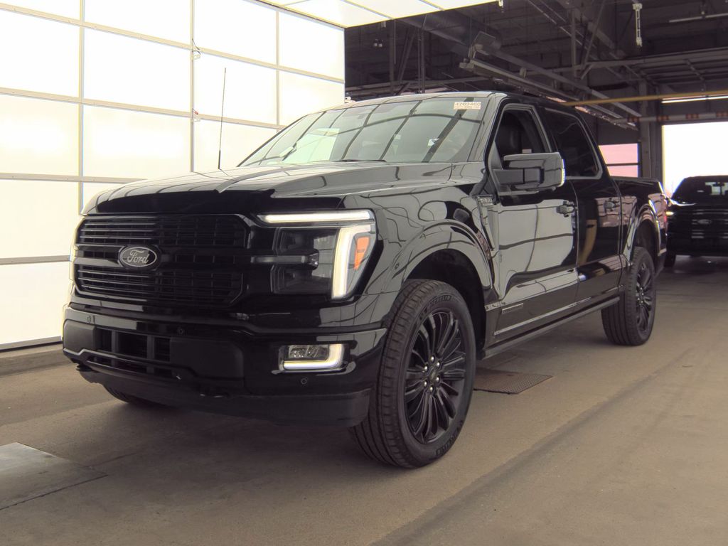 2025 Ford F-150 Platinum photo