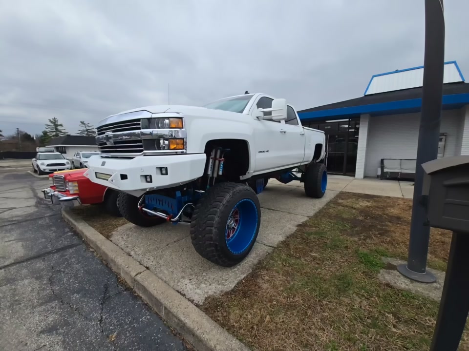 2015 Chevrolet Silverado 2500HD LTZ photo
