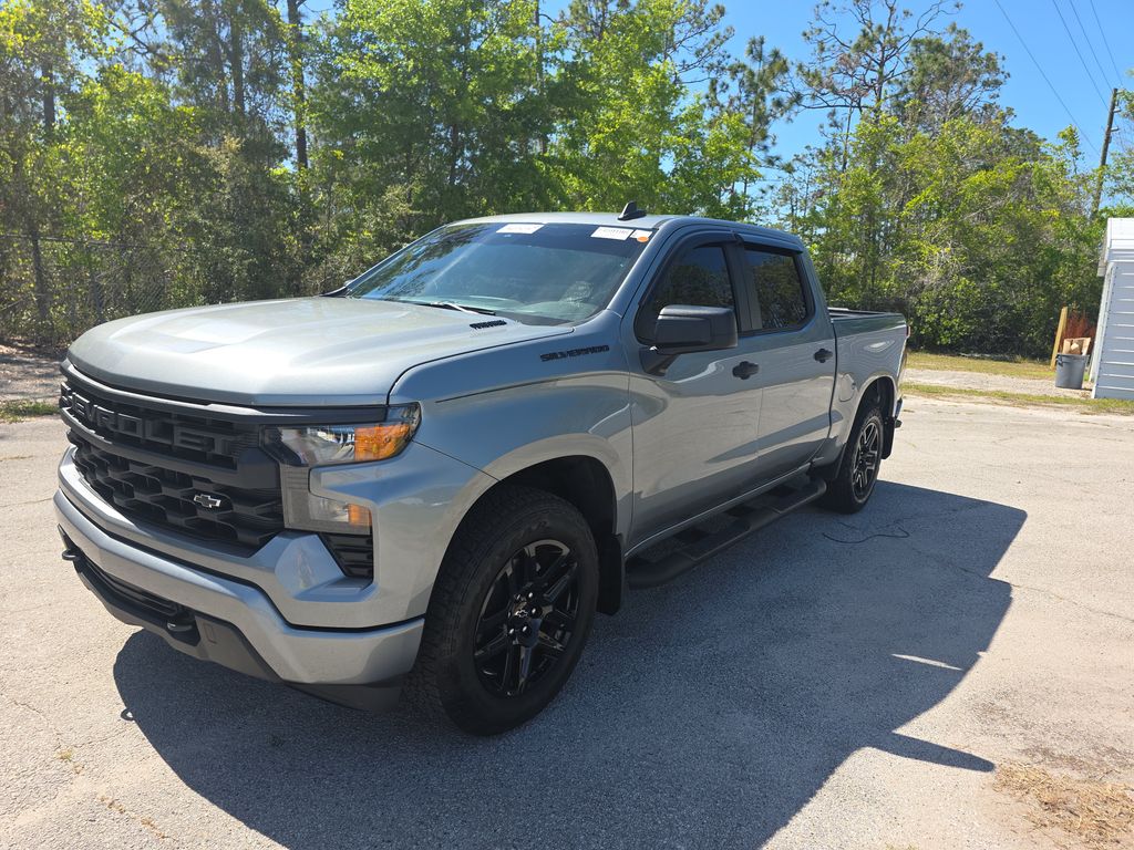 2026 Chevrolet Silverado 1500 Custom photo