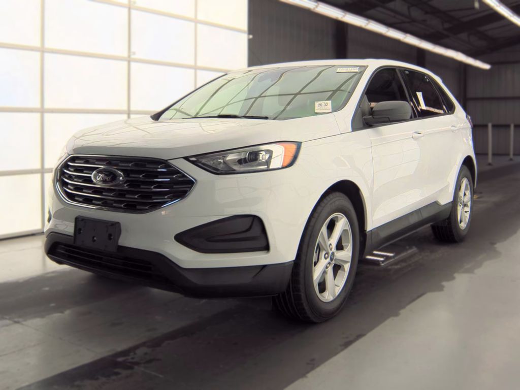 2021 Ford Edge SE photo