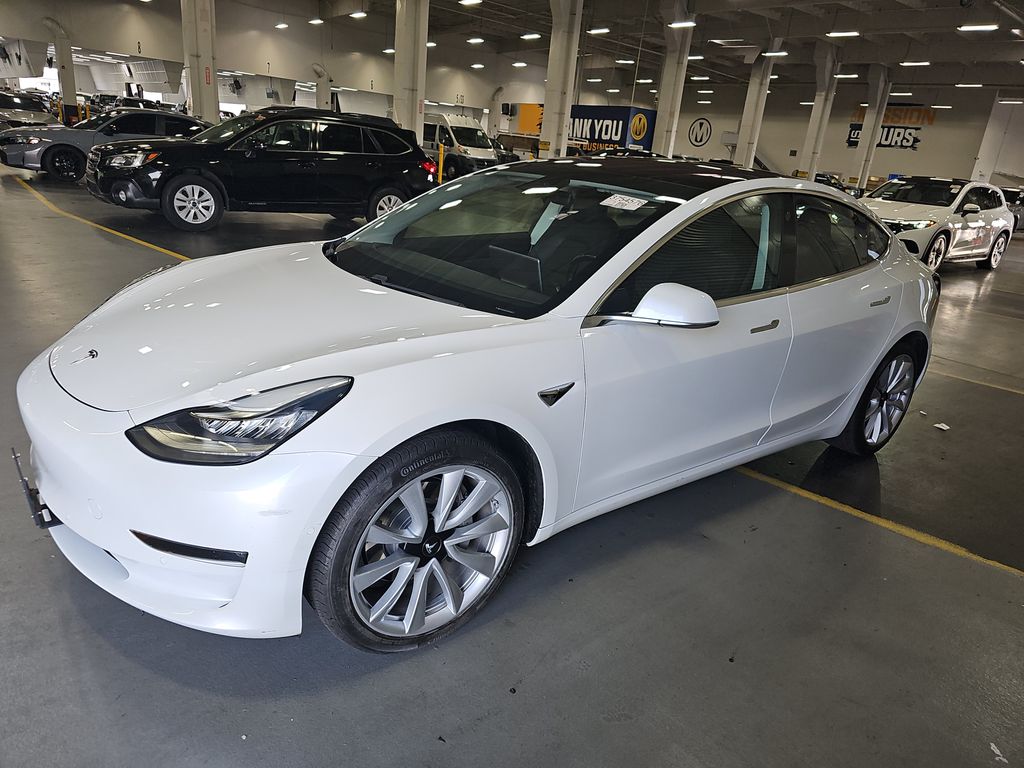 2018 Tesla Model 3 Long Range photo