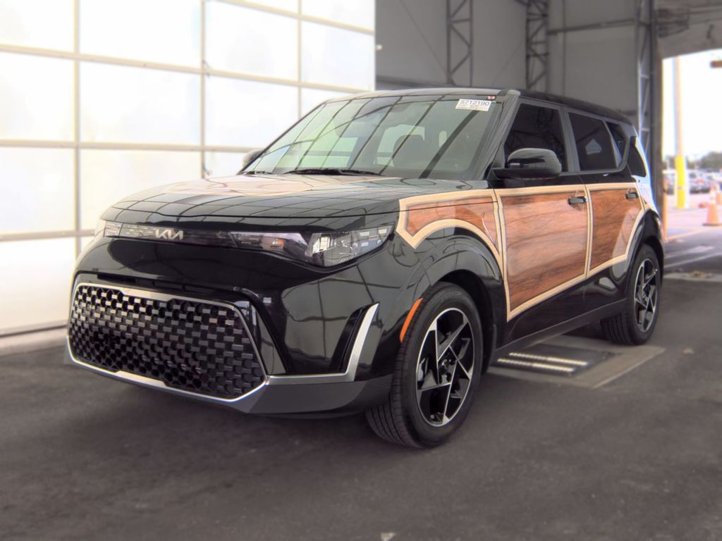 2025 Kia Soul EX photo