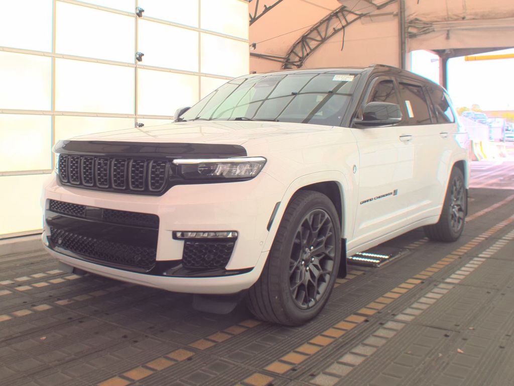2025 Jeep Grand Cherokee Summit RES photo