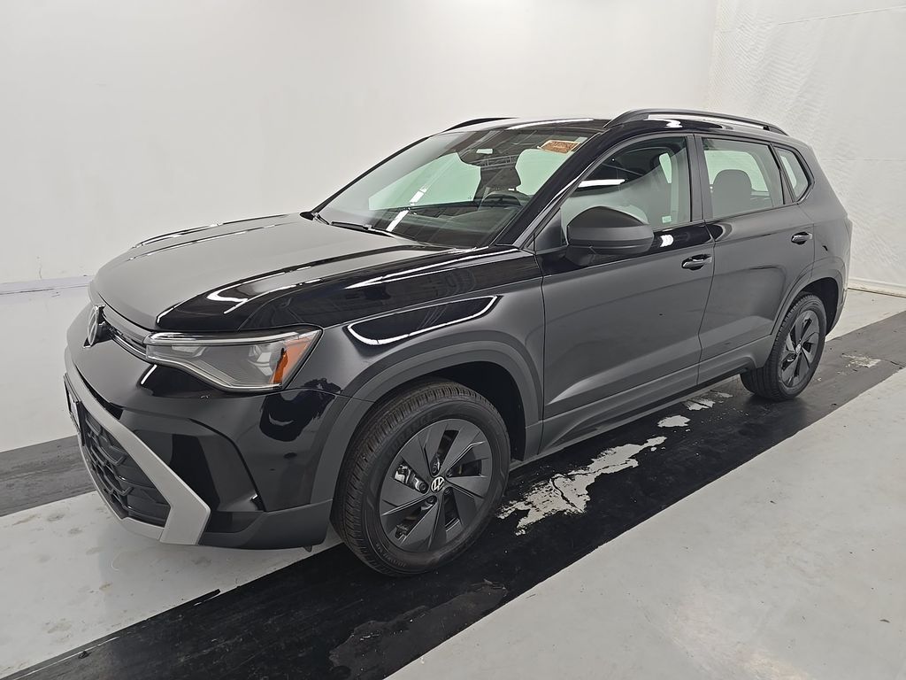 2025 Volkswagen Taos S photo