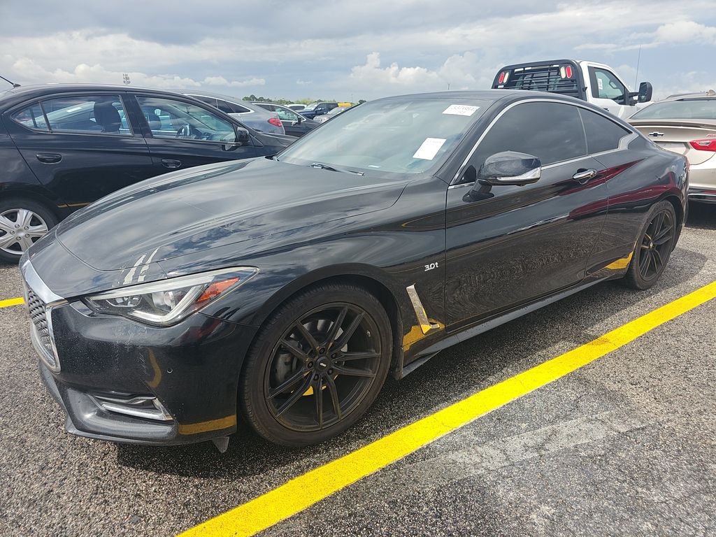 2017 INFINITI Q60 Premium photo