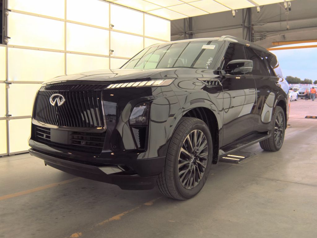 2025 INFINITI QX80 Autograph photo