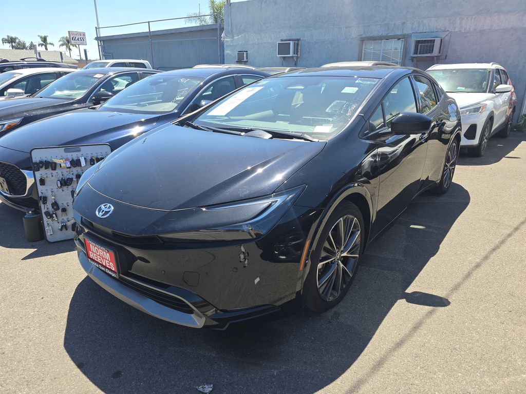 2026 Toyota Prius XLE photo