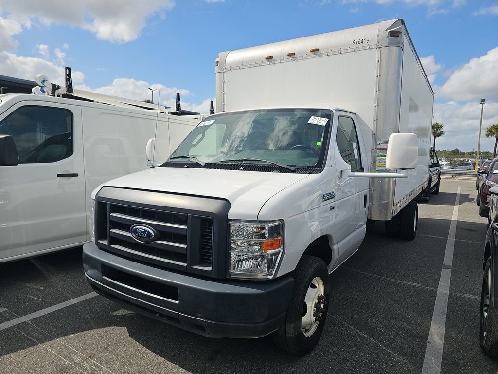 2019 Ford E-350 photo