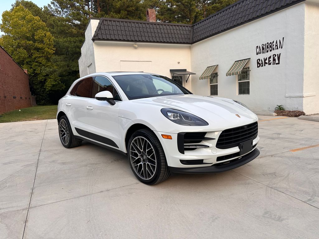 2021 Porsche Macan S photo